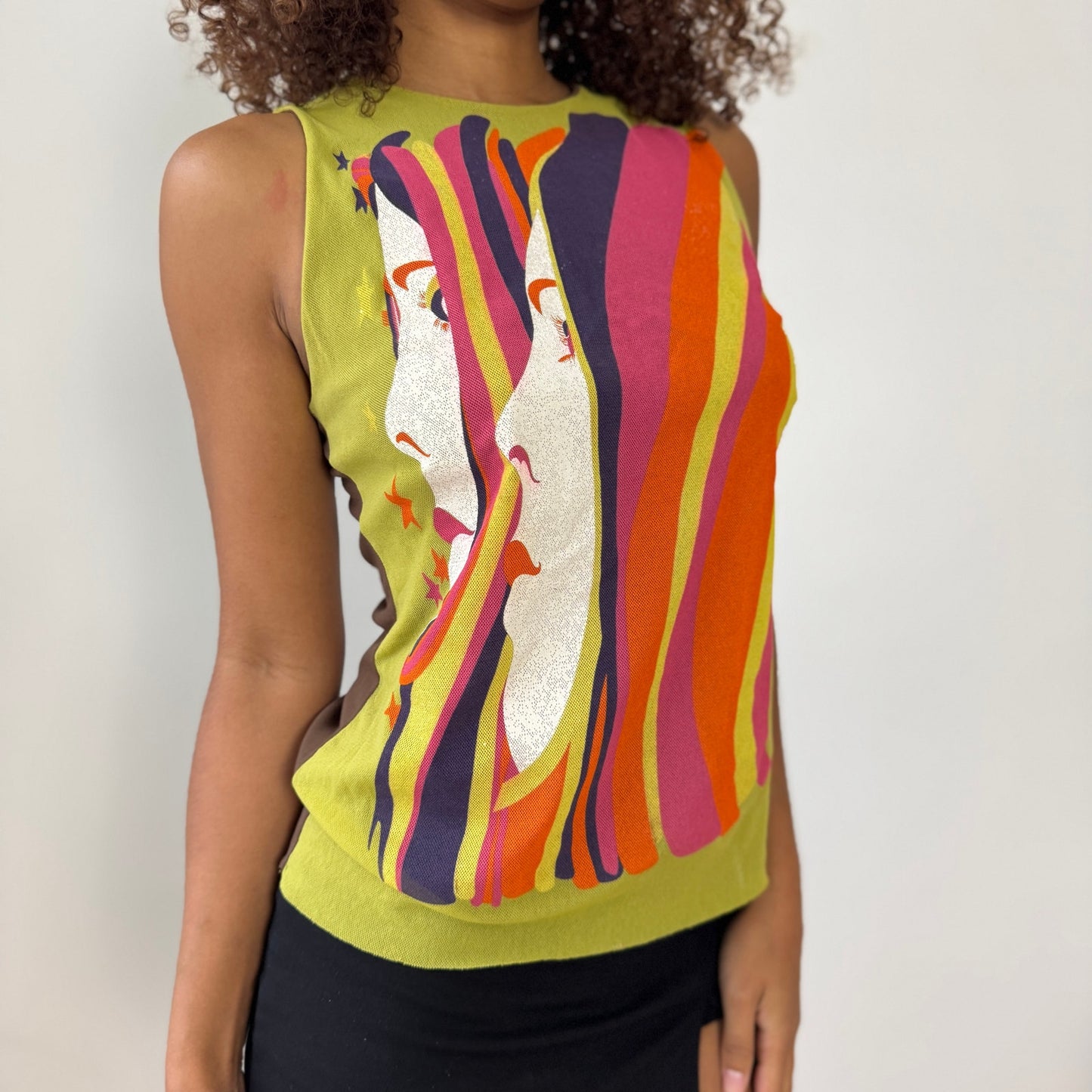 Vintage Italian psychedelic graphic mesh sleeveless top (Medium)