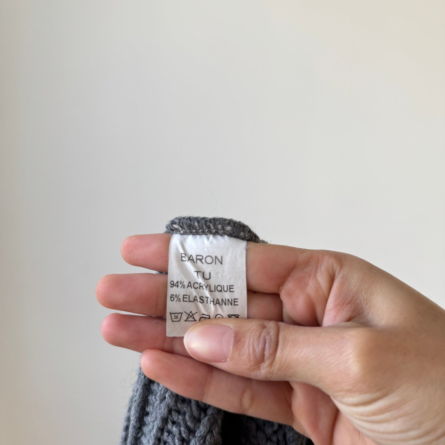 Vintage French grey cable knit cardigan with matching scarf and fringe hem (S)