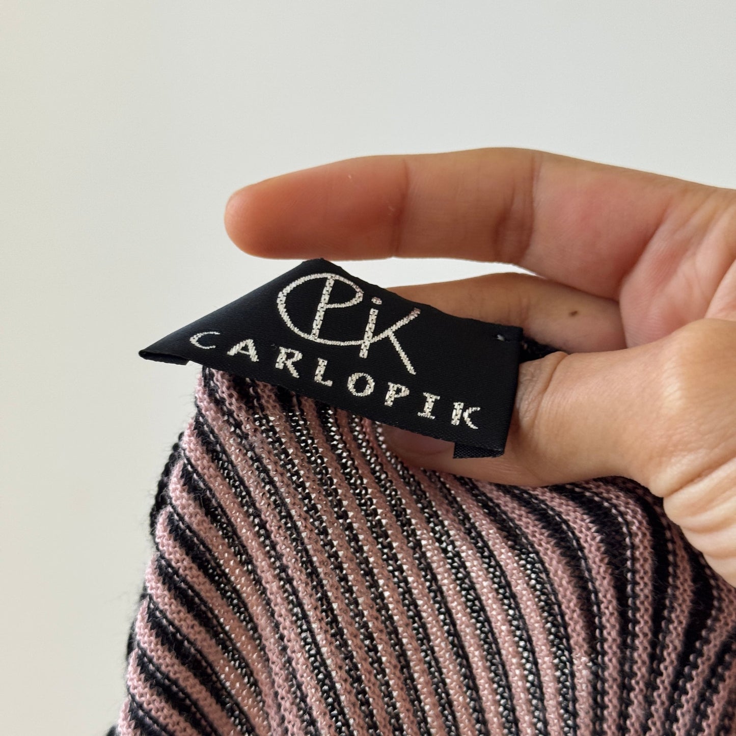 Vintage Euro black + pink mesh-knit ruffle-sleeve top (S)