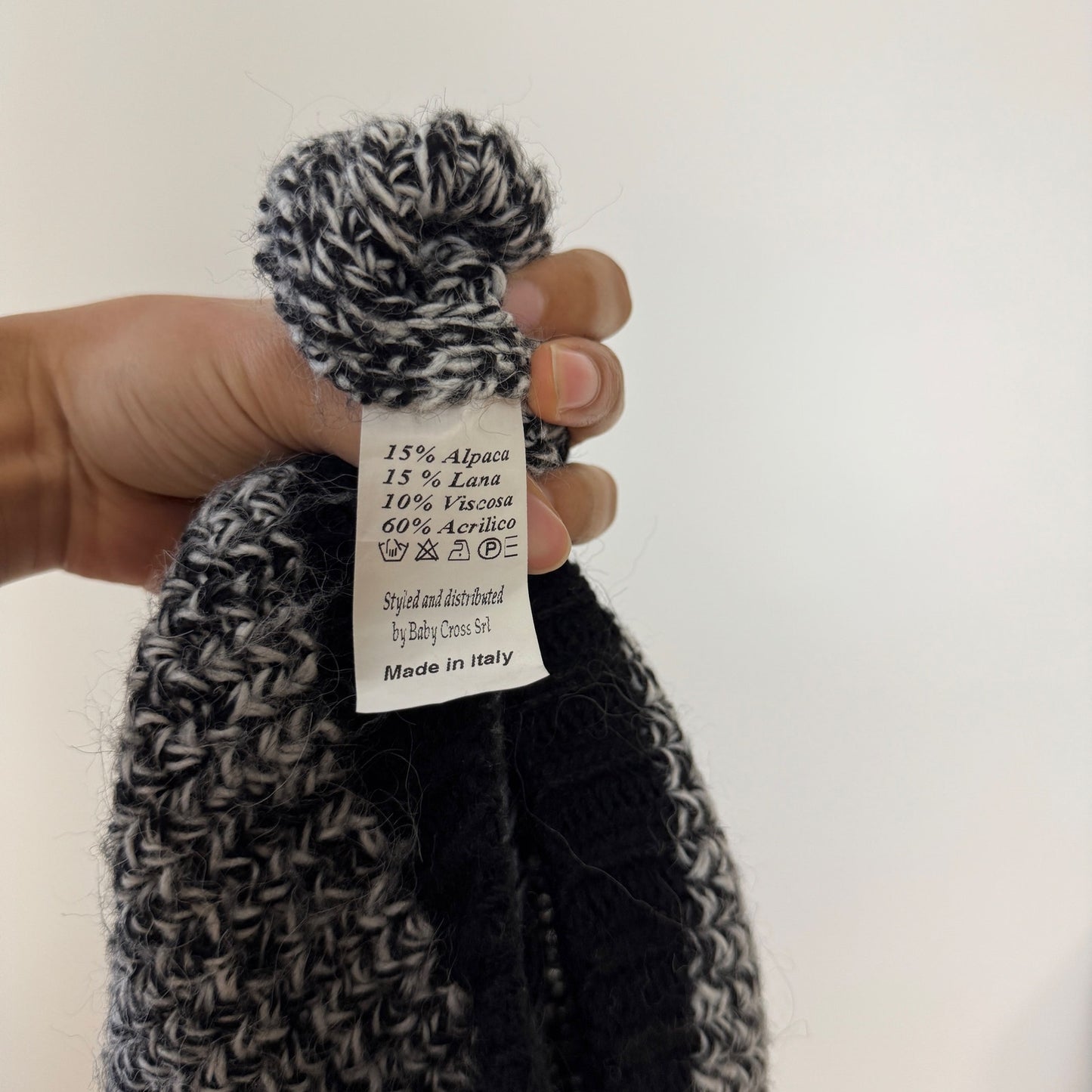 Vintage Italian grey marled knit slouchy short sleeve cardigan with button front (S)