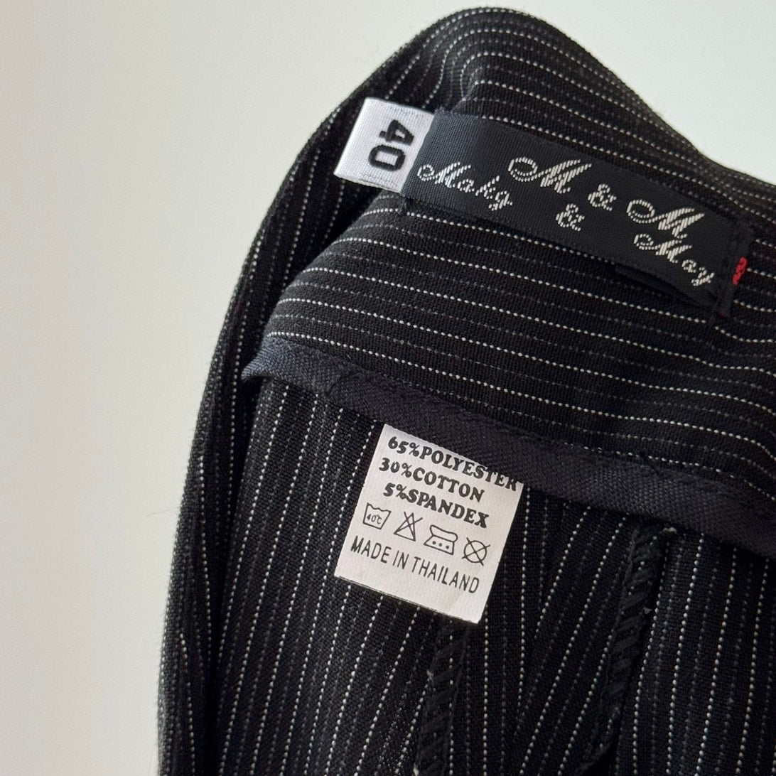 Vintage Black Pinstripe Flare Pants Euro Y2K (S)