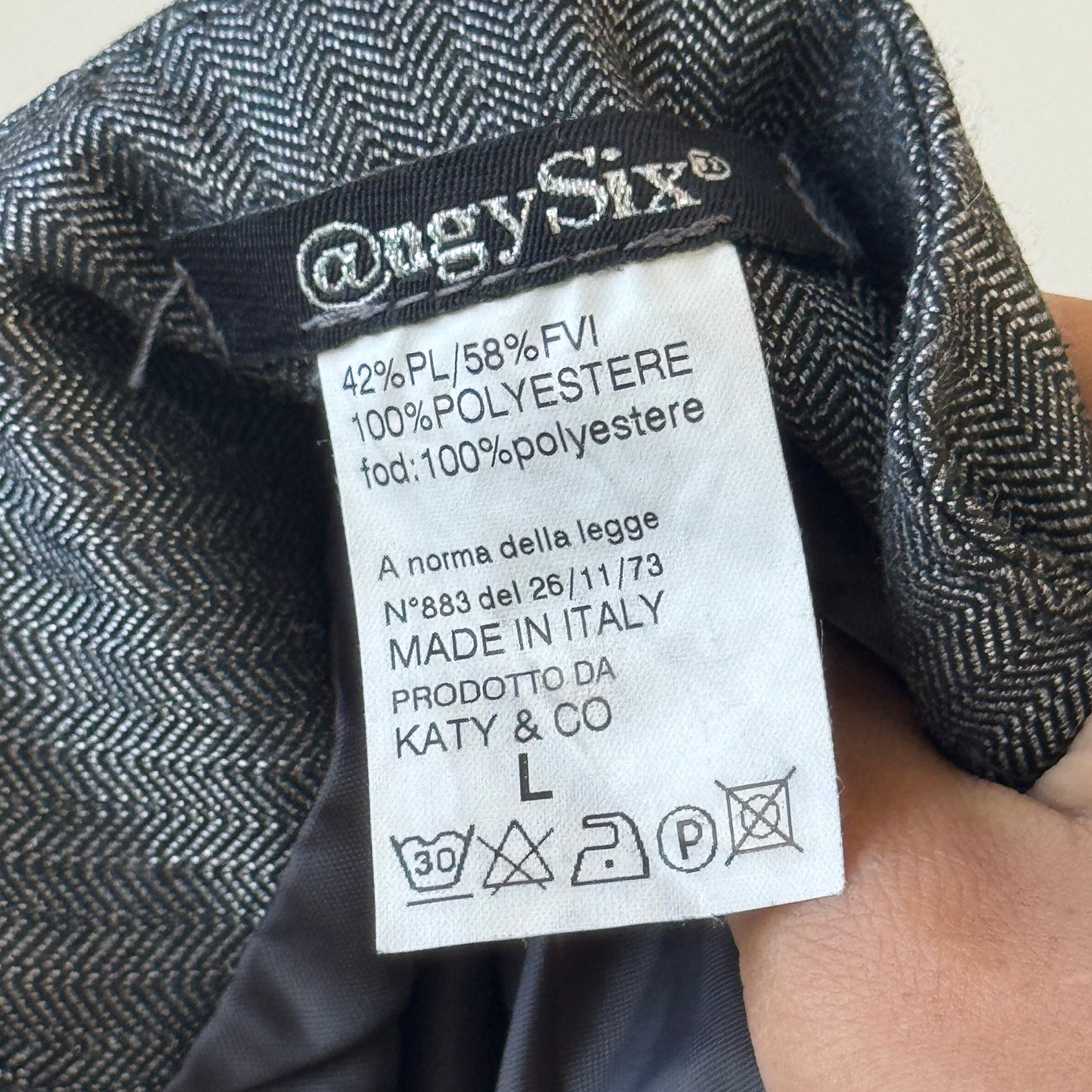 Vintage Italian asymmetrical skirt with ruffle detail (S)