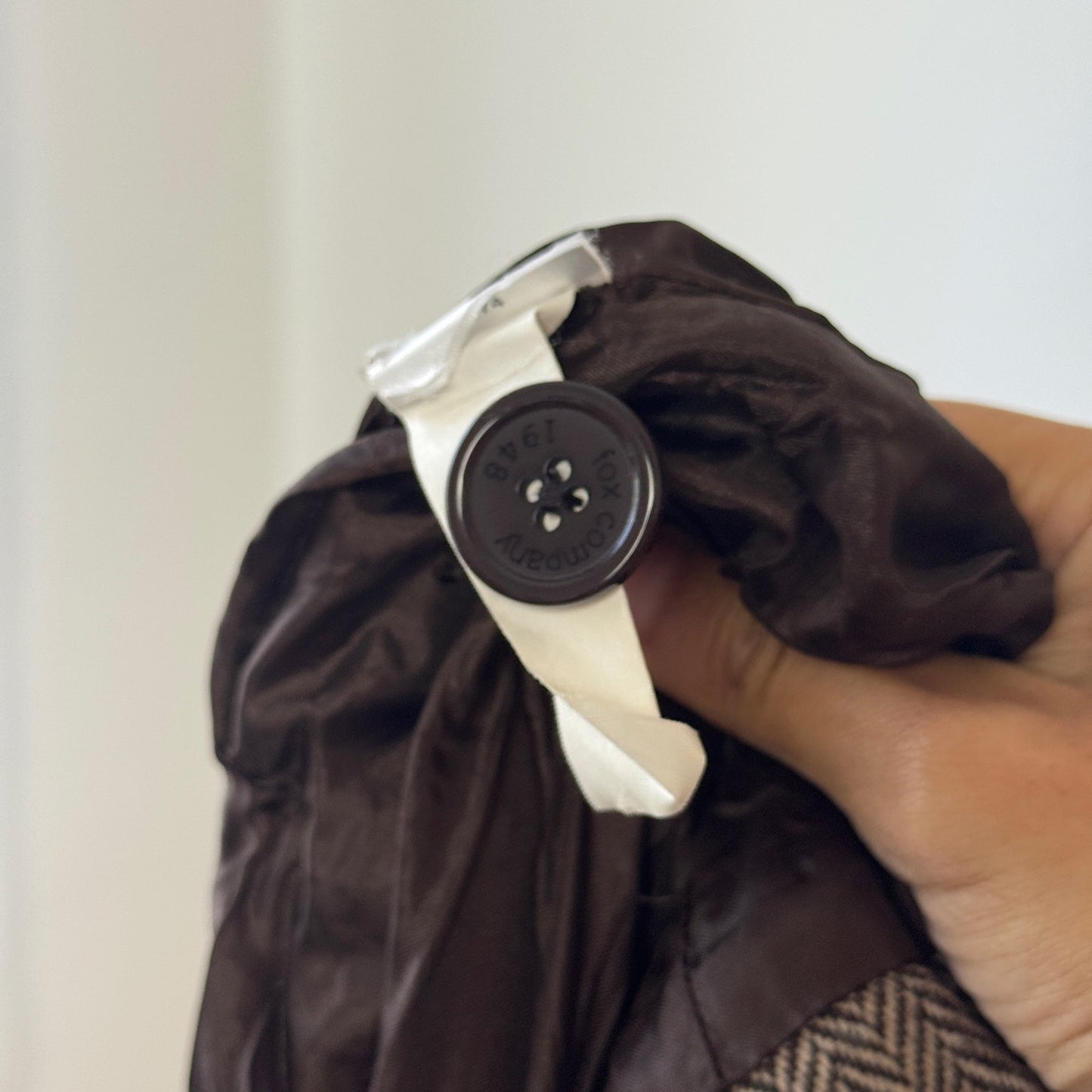 Vintage herringbone blazer with striped contrast and embroidered patches (S/M)