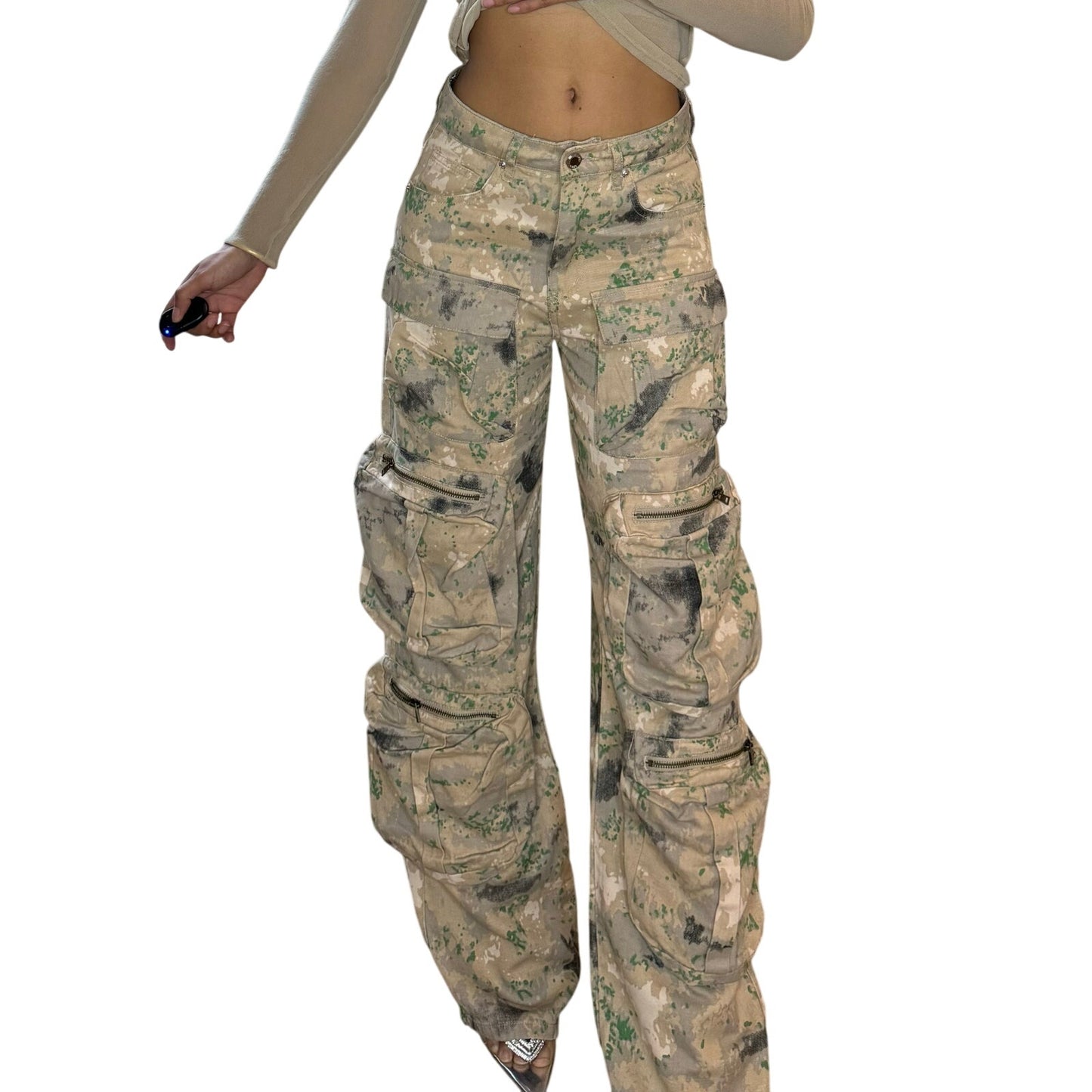 Vintage Camo Graphic Cargo Pants (XS/S)