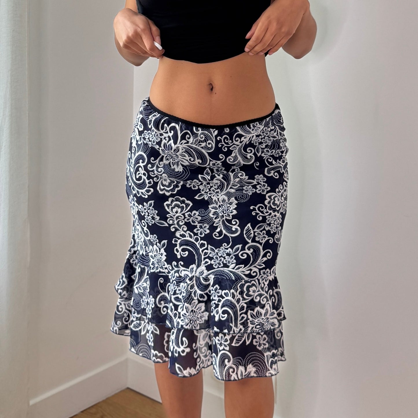 Vintage Navy Paisley Mesh Midi Skirt Y2K Ruffle Hem Skirt (XS/S) ⠀