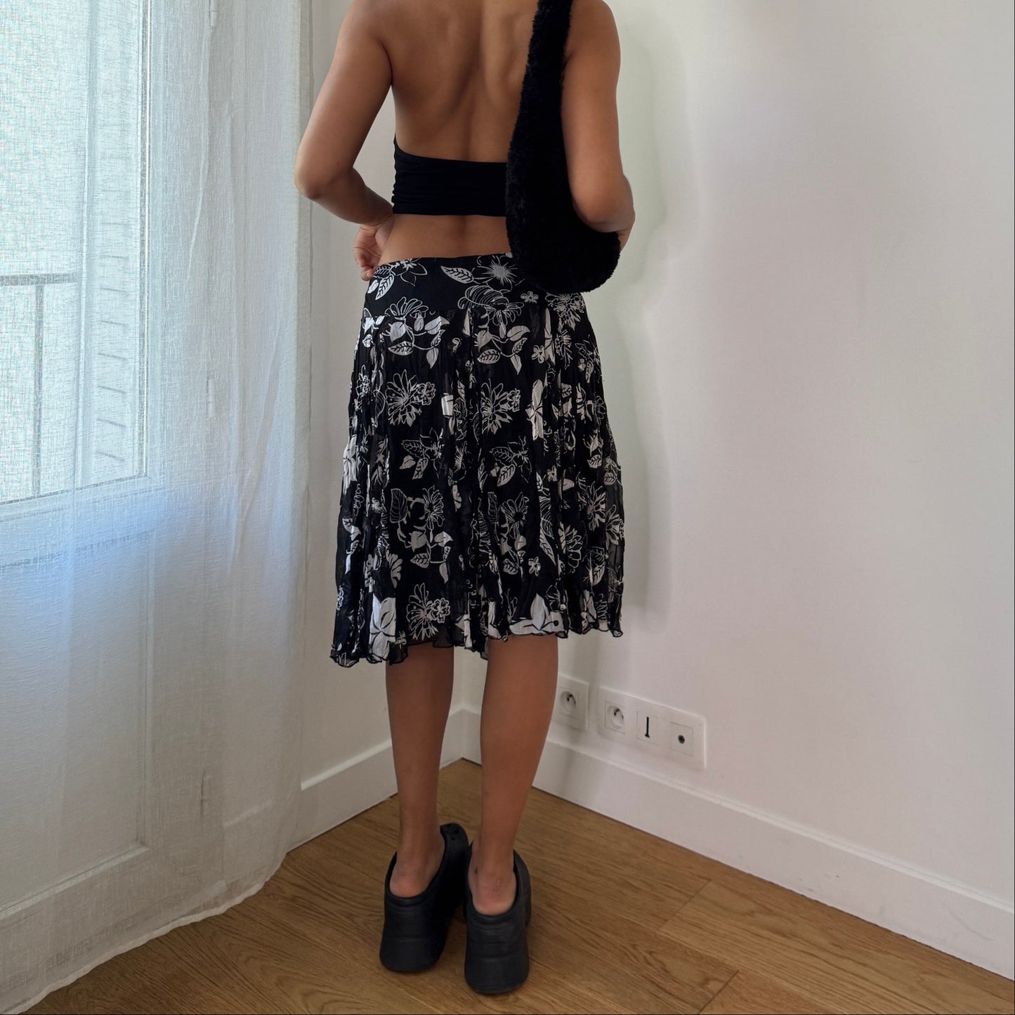 Vintage Black White Floral Mesh Midi Skirt Made in Italy (S/M) ⠀