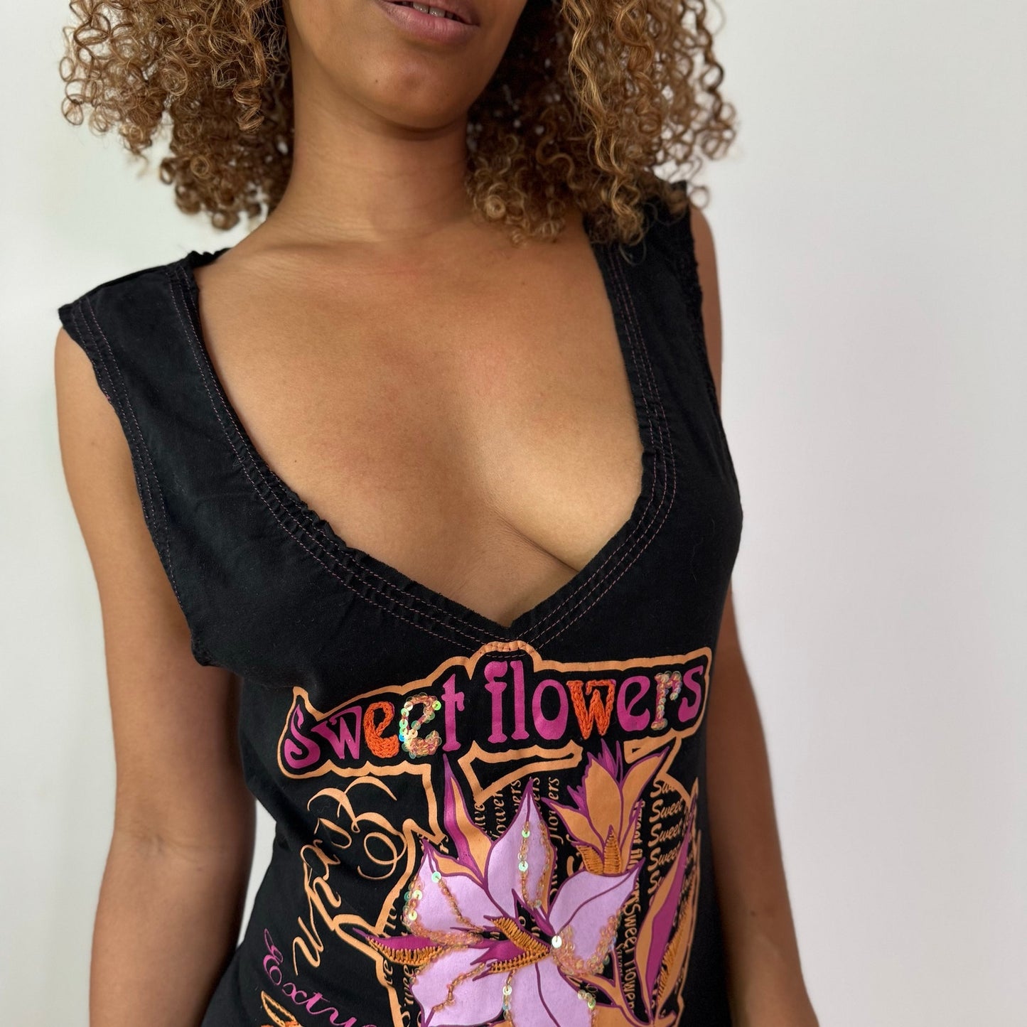 Vintage Black Graphic Sequin Tank Top Floral Deep V Neck Italian Y2K (S/M)