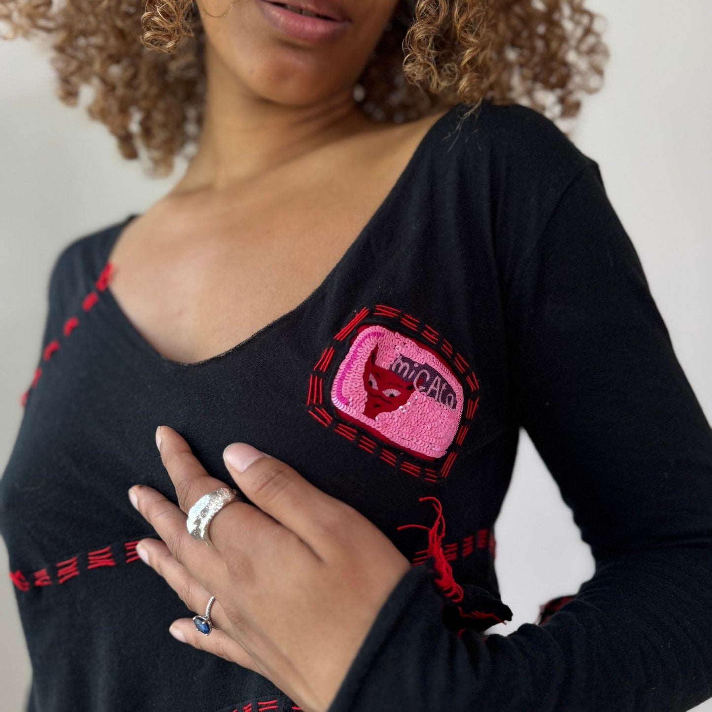 Vintage Black Red Custo Barcelona Bell Sleeve Slinky Top Graphic Patch Y2K (S/M)