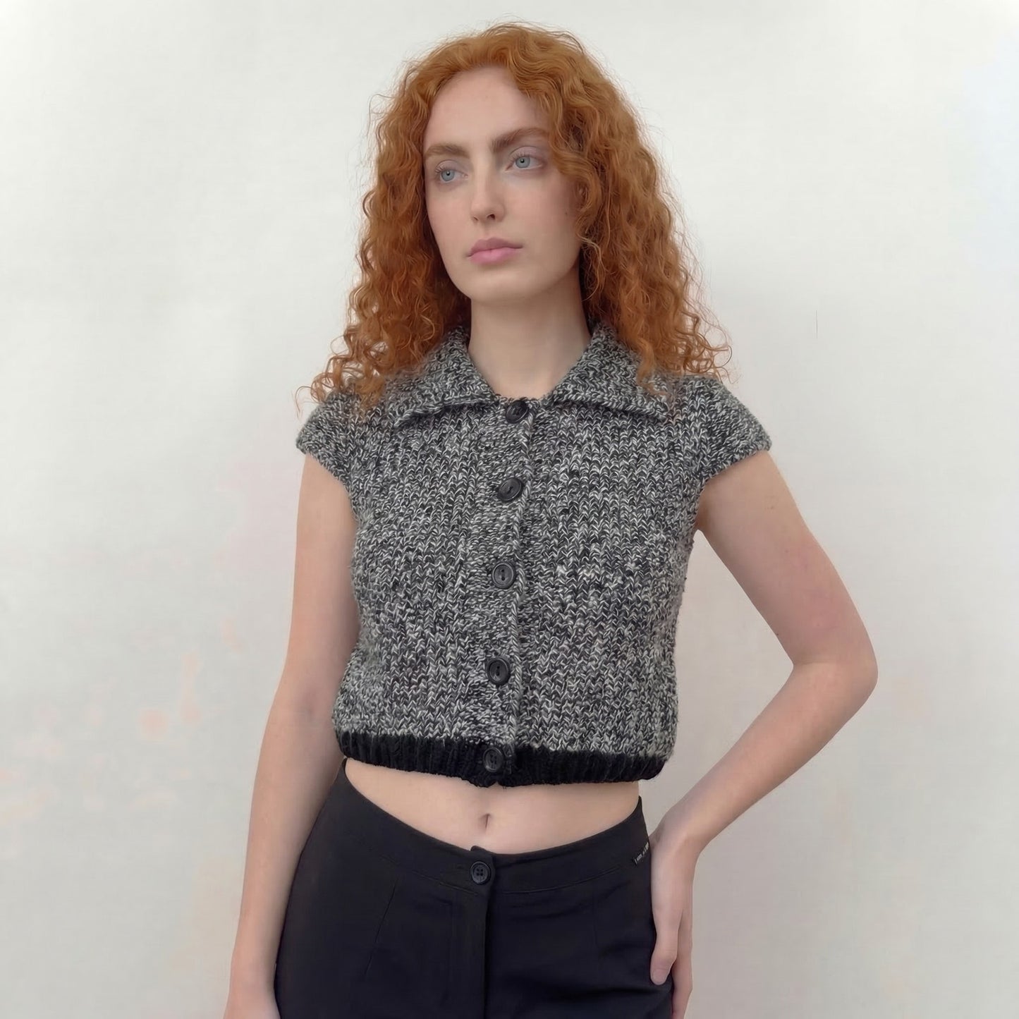 Vintage Italian grey marled knit slouchy short sleeve cardigan with button front (S)