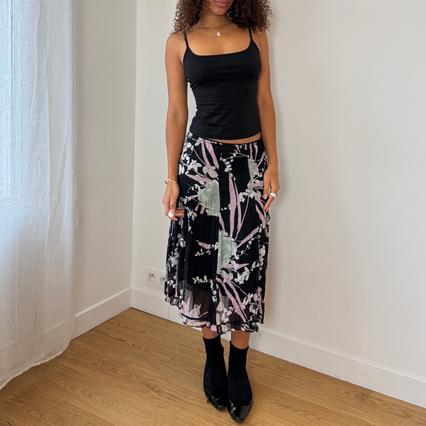 Vintage Italian black floral mesh midi skirt with abstract floral print (XS/S)