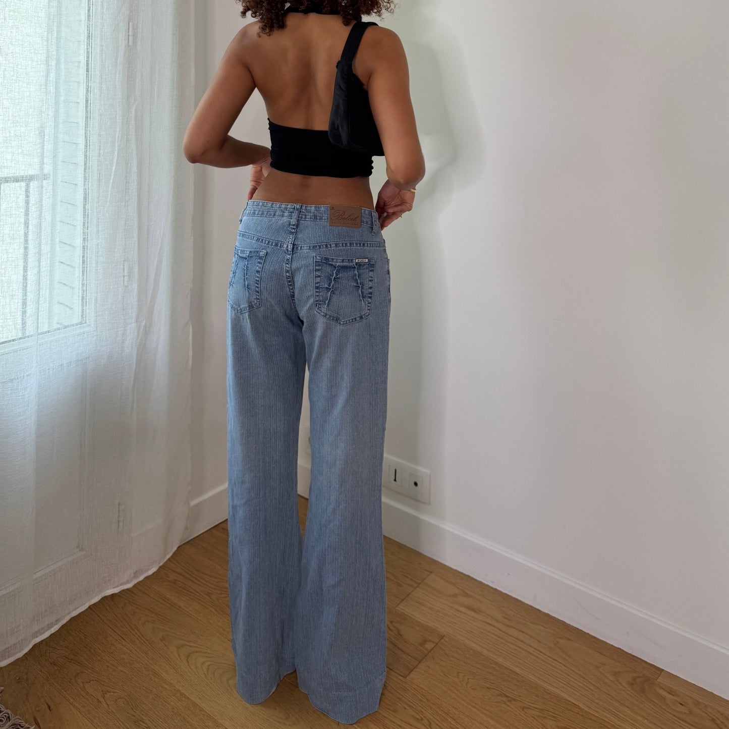 Vintage Light Wash Flare Jeans Y2K Wide Leg Denim (S) ⠀