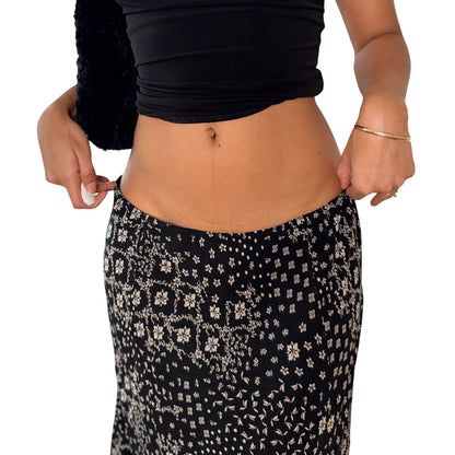 Vintage Italian Black White Floral Mesh Maxi Skirt Ruffle Hem (S/M)