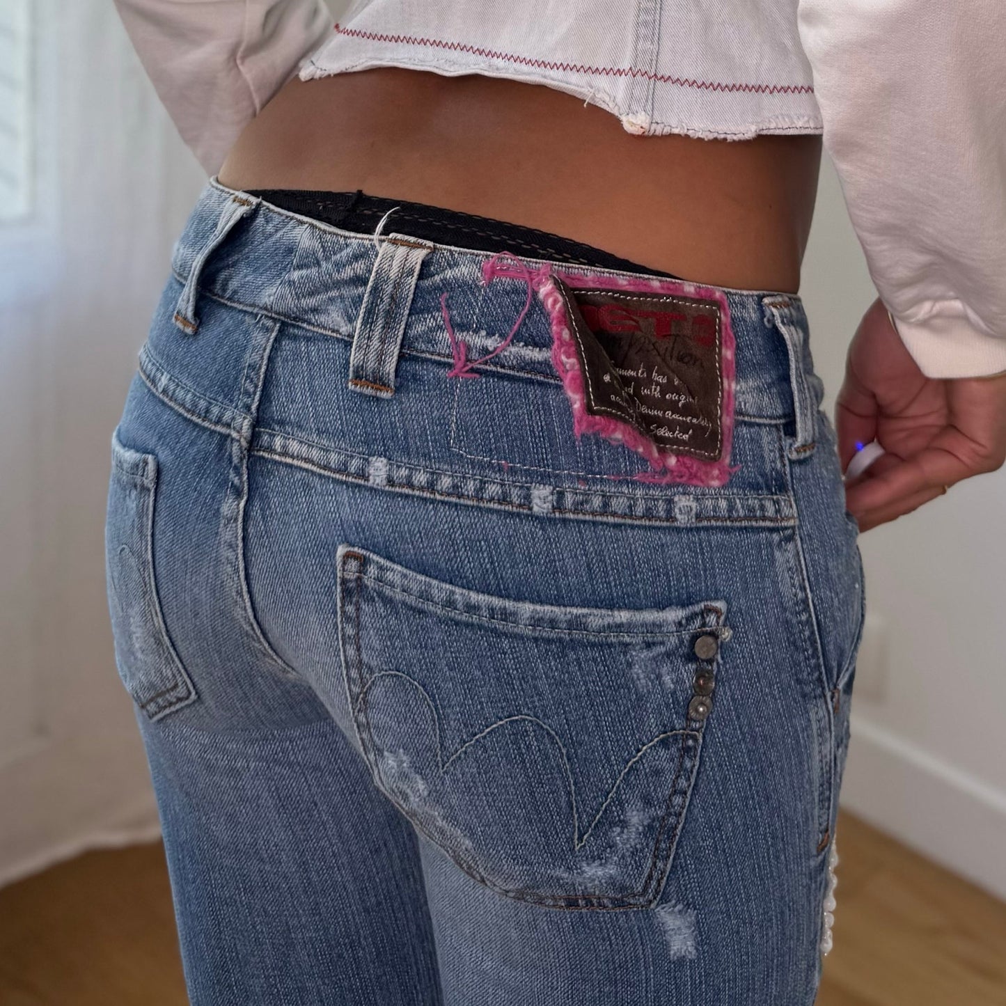 Vintage Italian Embellished Low Rise Flare Jeans Rhinestone Y2K Denim (XS/S)