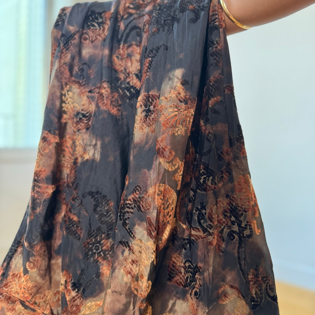Vintage Italian Brown Velvet Floral Midi Skirt (S)