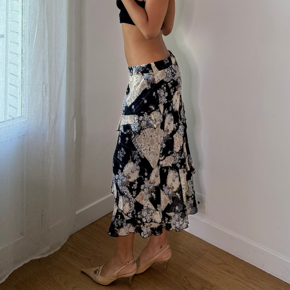 Vintage Italian Black Beige Floral Ruffle Mesh Midi Skirt (S)