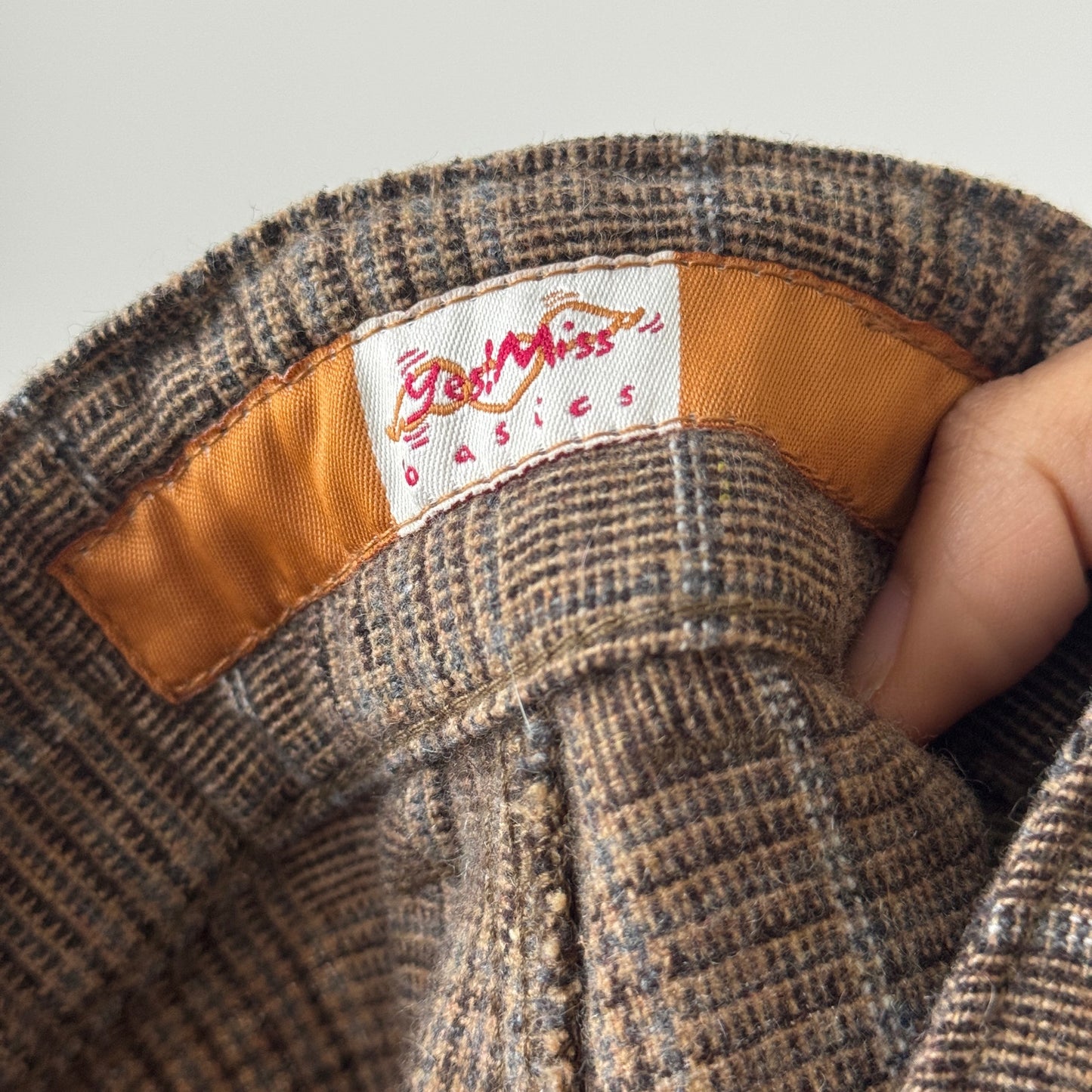 Vintage Euro brown plaid wool capri pants (XS/S)