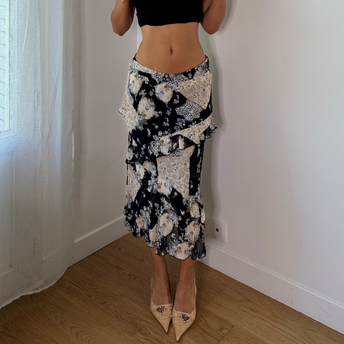 Vintage Italian Black Beige Floral Ruffle Mesh Midi Skirt (S)