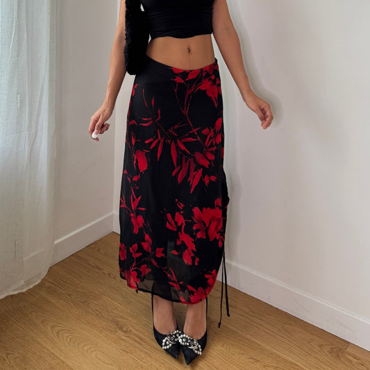 Vintage Black Red Floral Mesh Midi Skirt Ruched Italian Y2K Skirt (S) ⠀