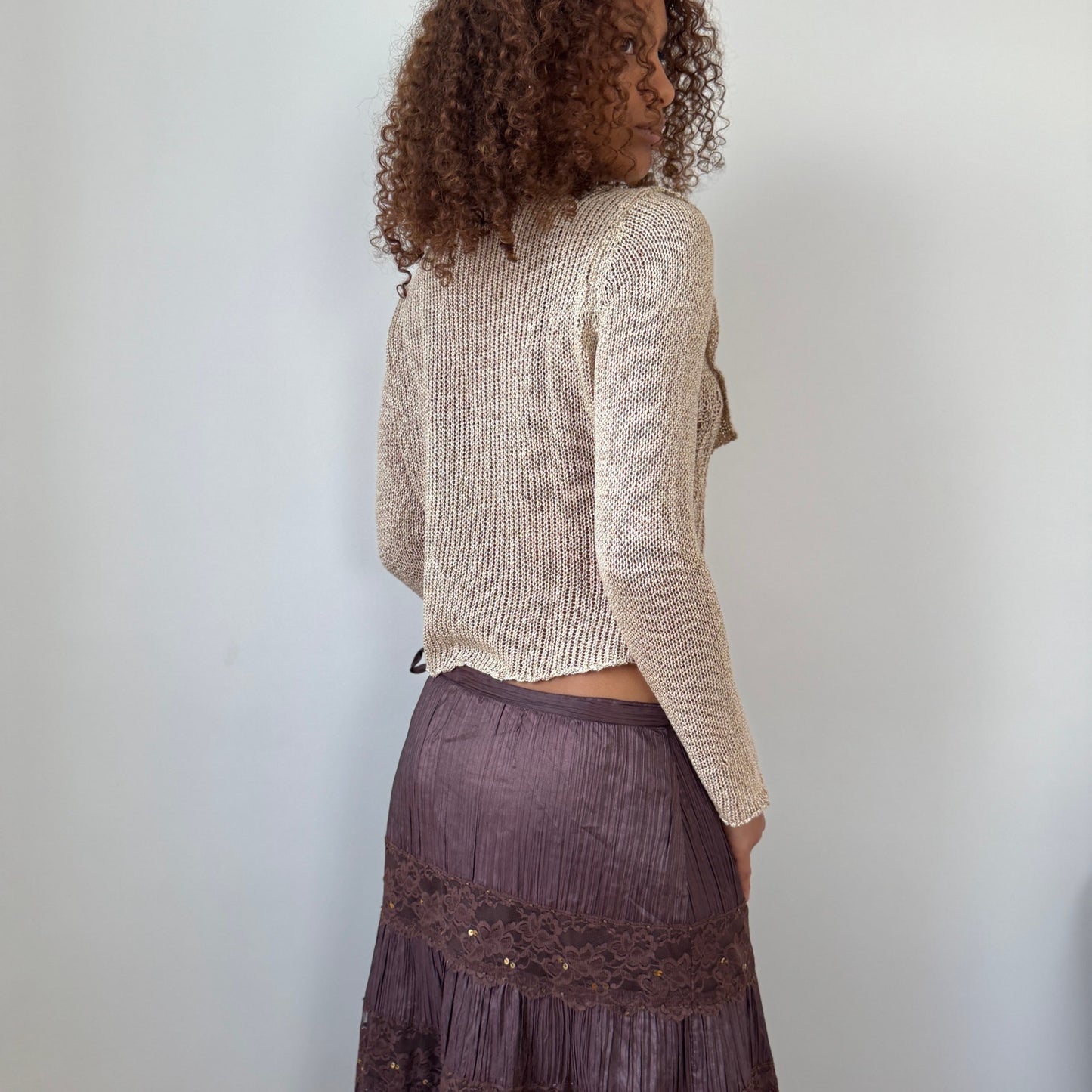 Vintage French knit cropped cardigan with sculpted waist & beaded applique Small