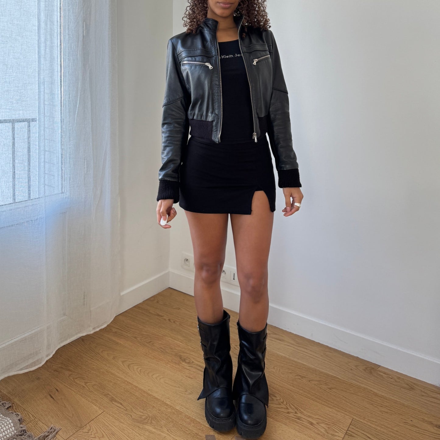 Vintage Italian black real leather zip front jacket with ribbed cuffs and waist (S)