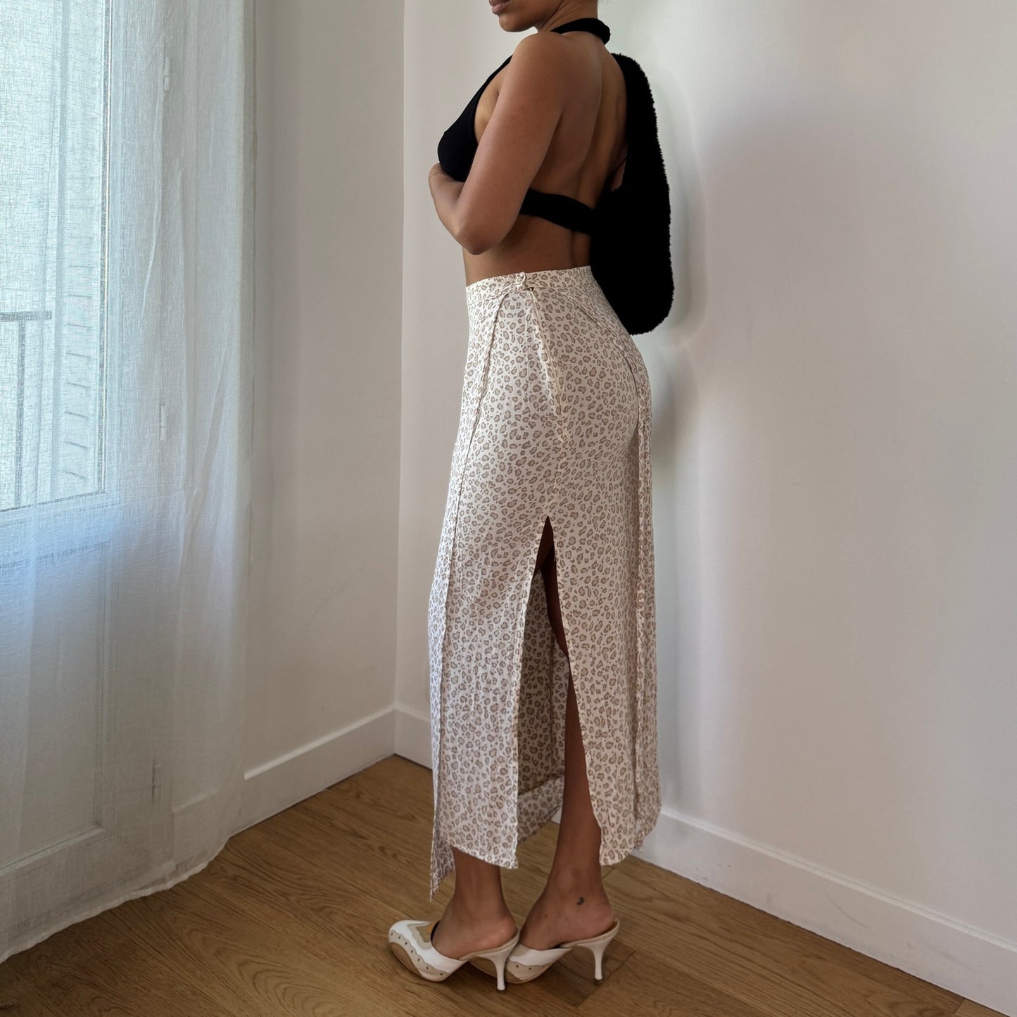 Vintage Y2K Beige Cheetah Print Mesh Maxi Skirt with Side Slit Made in Italy (XS) ⠀