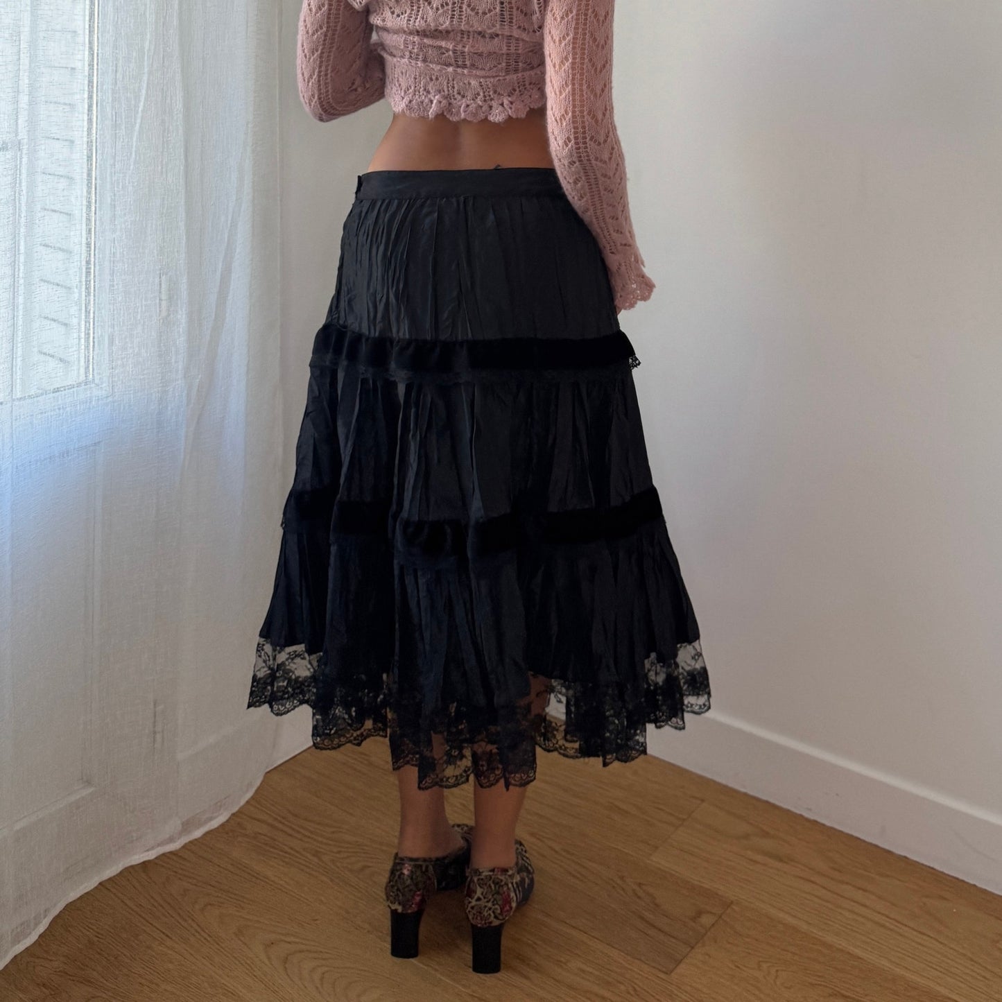 Vintage Italian Black Tiered Midi Skirt Lace Trim (S)