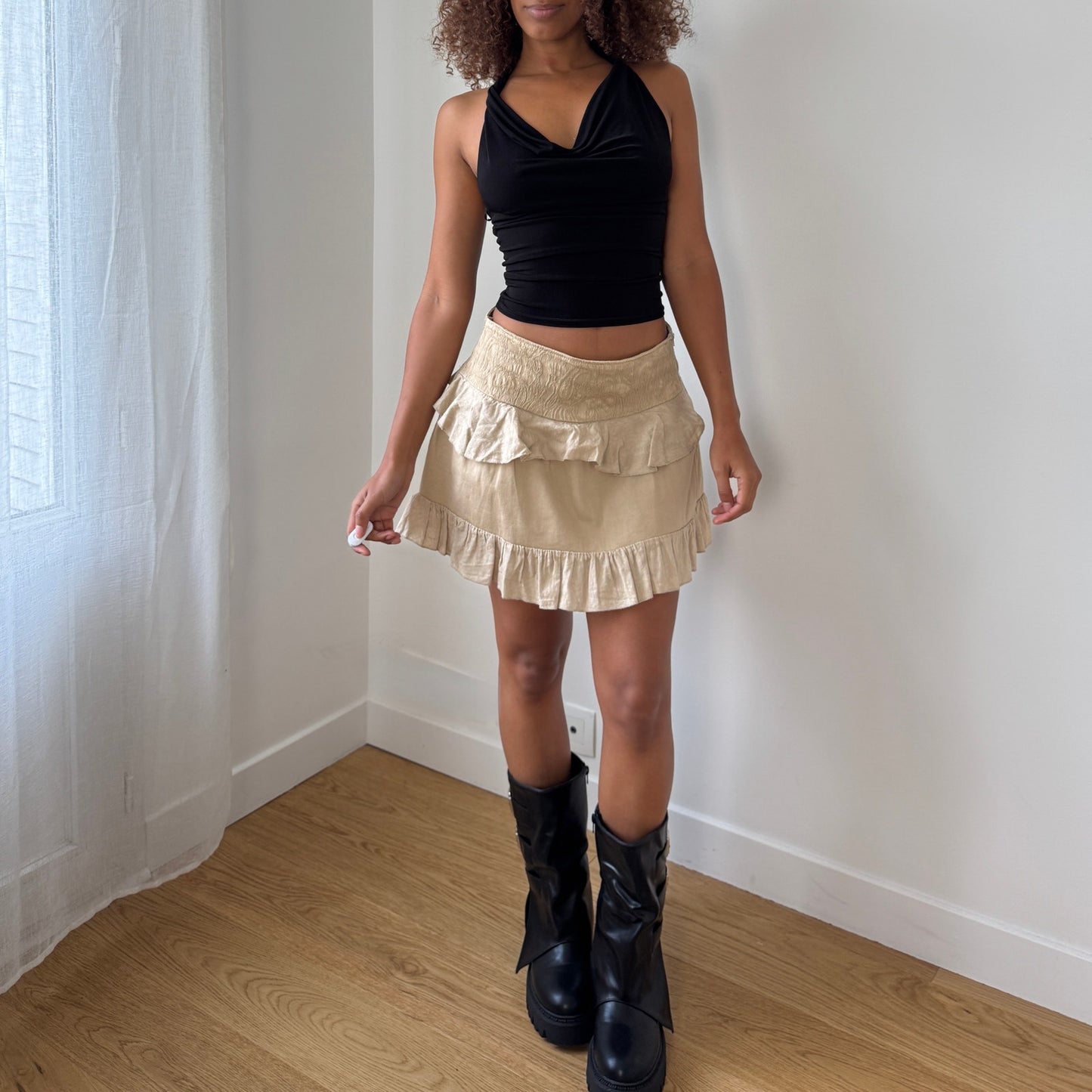 Vintage Ruffled Beige Mini Skirt (S)