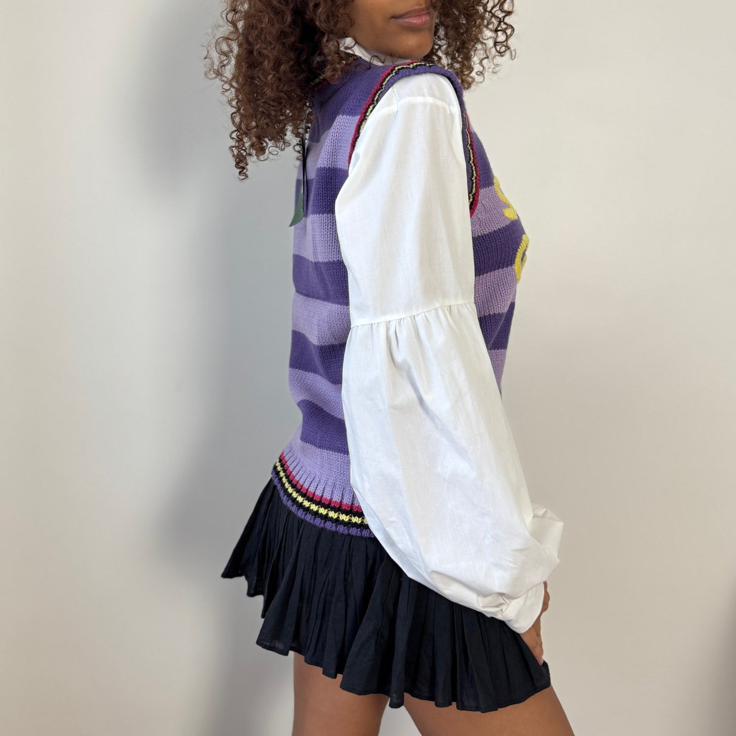 Vintage Italian “Sibilla Girls” knit vest (S/M)