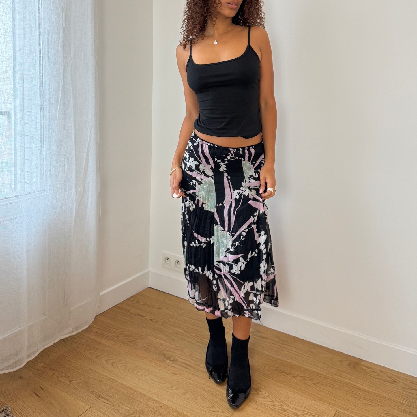 Vintage Italian black floral mesh midi skirt with abstract floral print (XS/S)