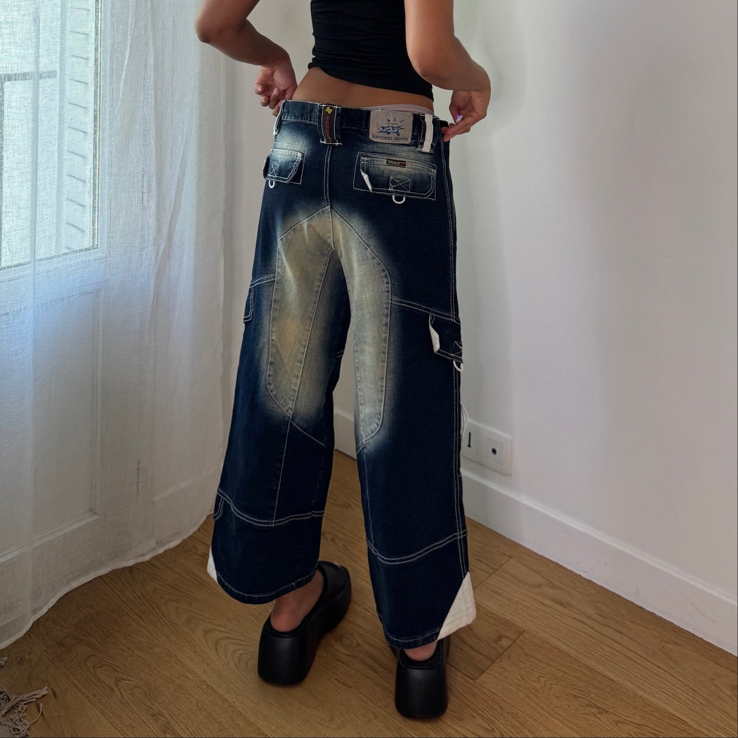 Vintage Blue Wash Wide Leg Cargo Denim Capris Y2K (M)