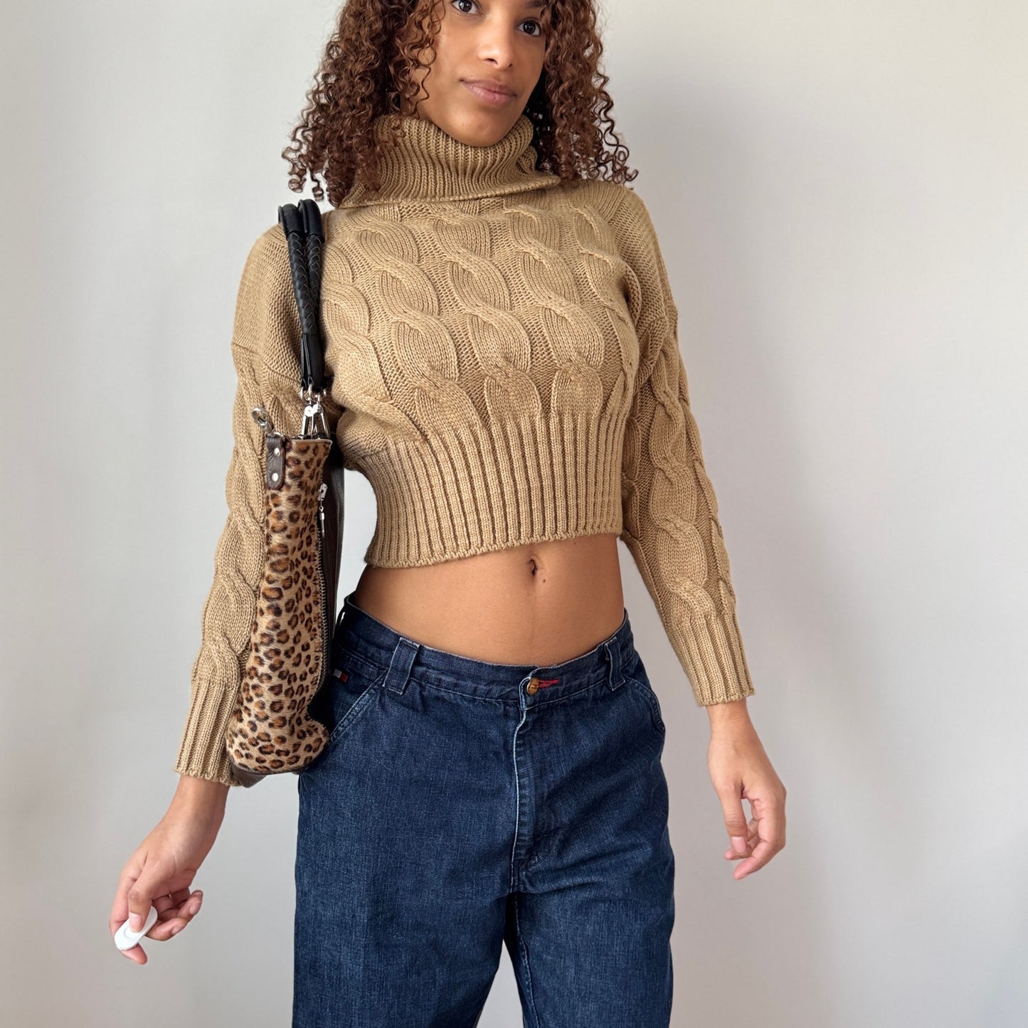 Vintage Italian Camel Cable Knit Cropped Turtleneck Sweater (S)