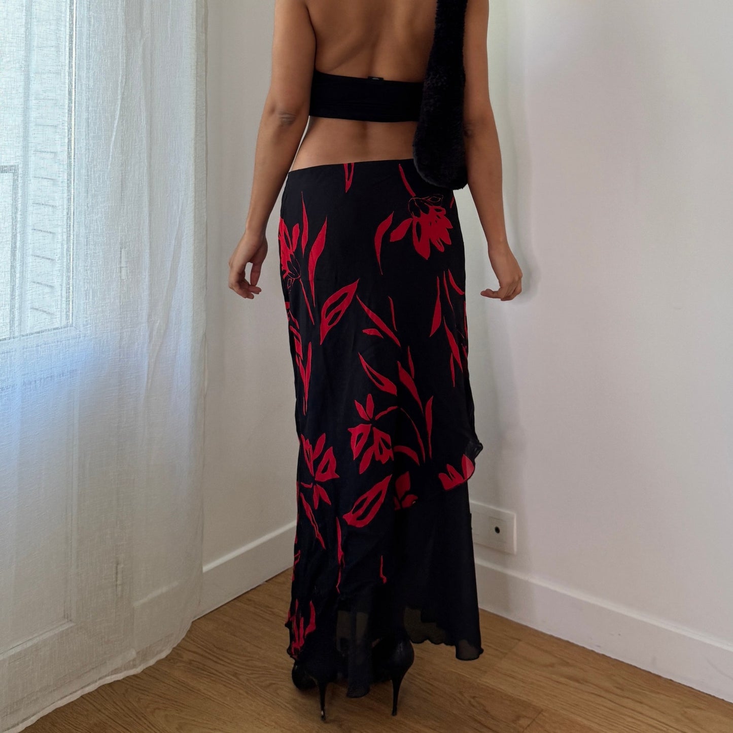 Vintage Y2K Black Red Floral Mesh Midi Skirt with Sheer Ruffle Hem Made in Italy (S) ⠀