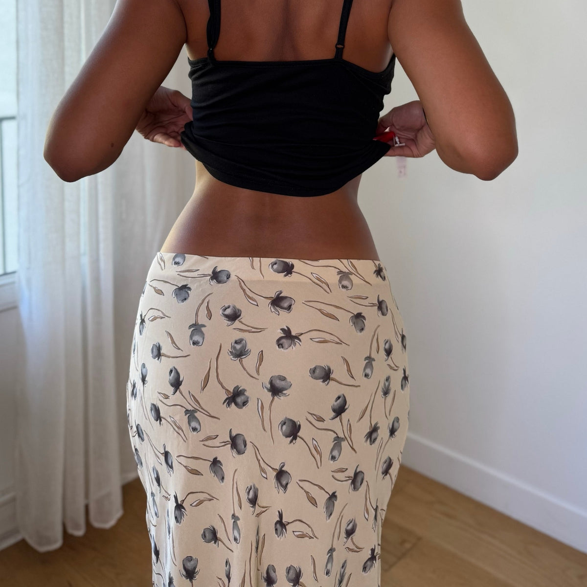 Vintage Italian Floral Mesh Midi Skirt (S)