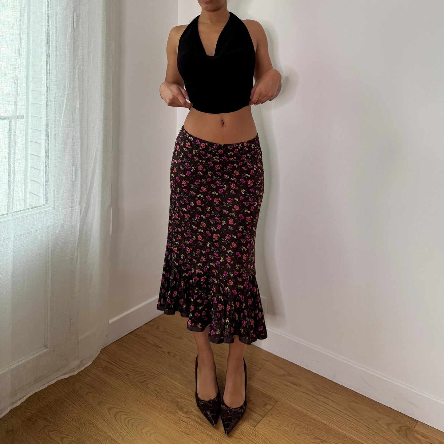 Vintage Brown Ditsy Floral Mesh Midi Skirt Italian Y2K Ruffle Hem Skirt (S) ⠀