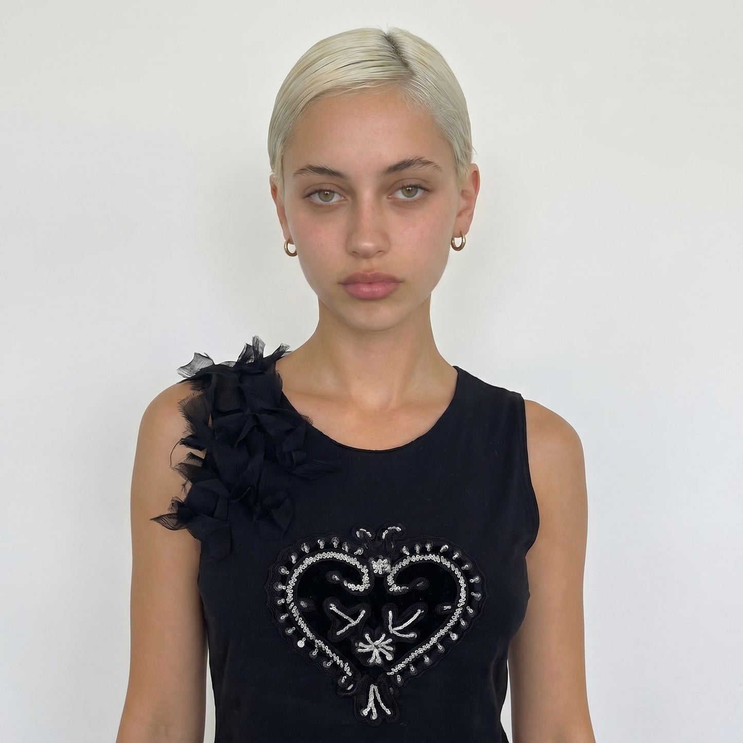 Vintage Italian Black Beaded Heart Top Sequin Embellished Y2K Sleeveless (M)