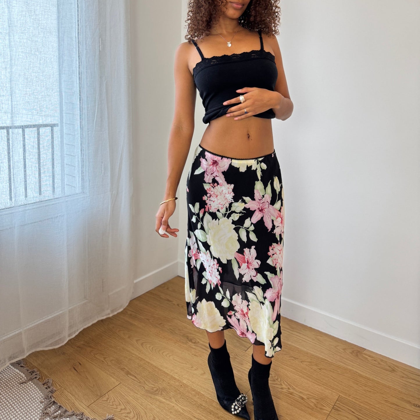 Euro Vintage black floral mesh midi skirt (Small)