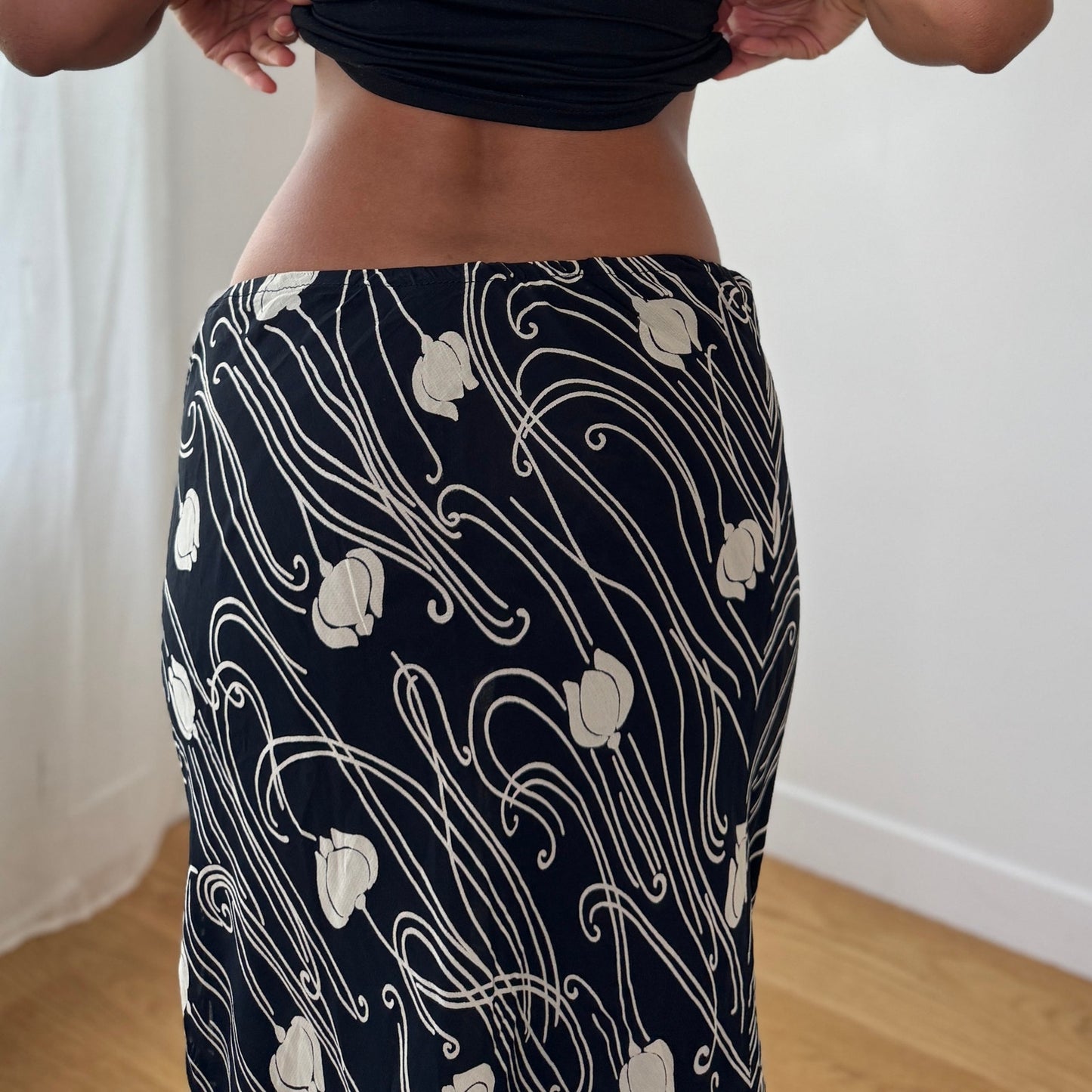 Vintage Italian Black Swirl Mesh Midi Skirt Y2K Sheer Layered Skirt (S)