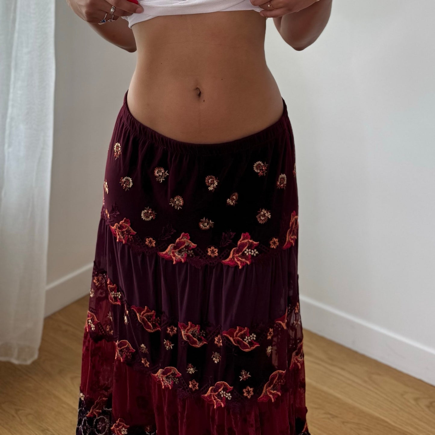 Vintage Burgundy Embroidered Tiered Maxi Skirt Italian Y2K (S/M)