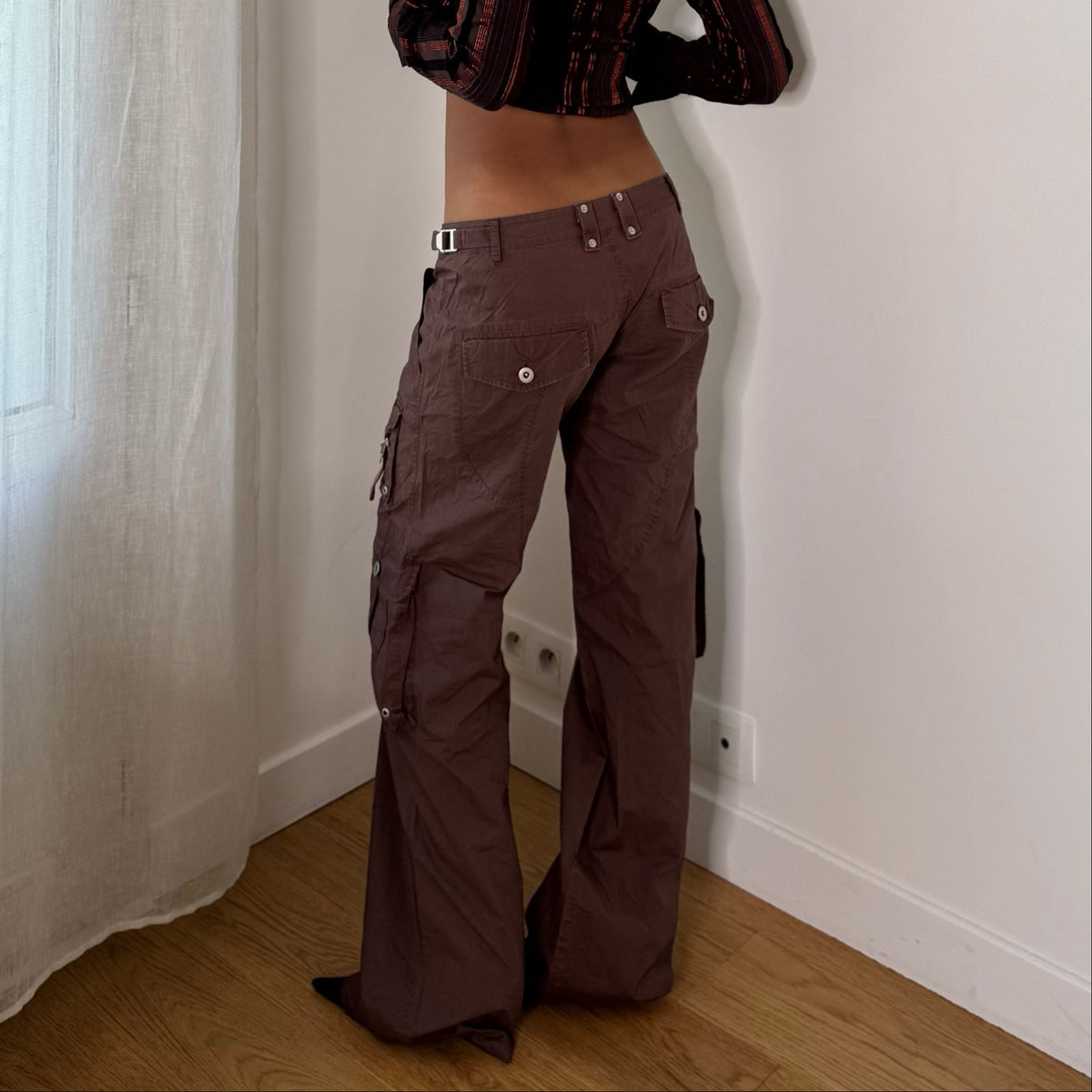 Italian Vintage Brown Low Rise Cargo Parachute Pants with Buckle Waist & Utility Pockets