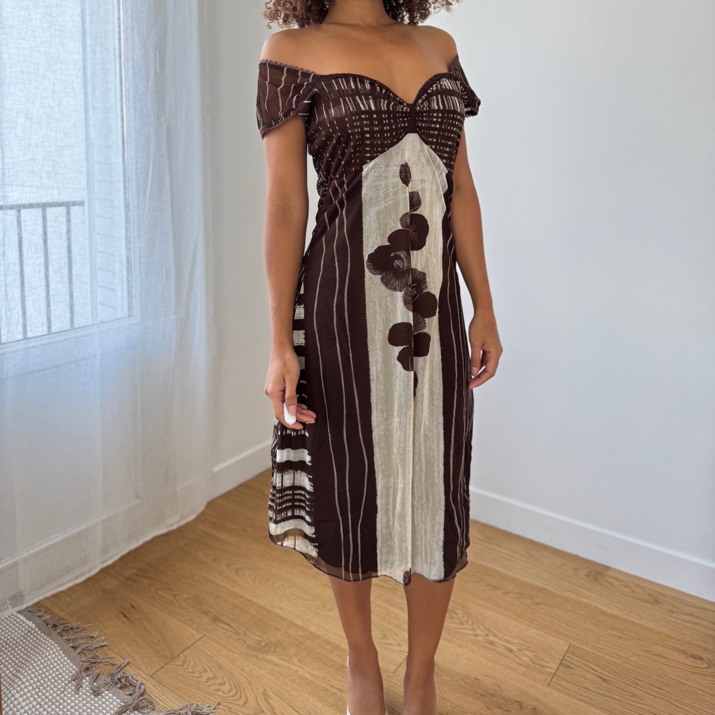 Vintage Italian brown & cream off-shoulder midi dress (S/M)