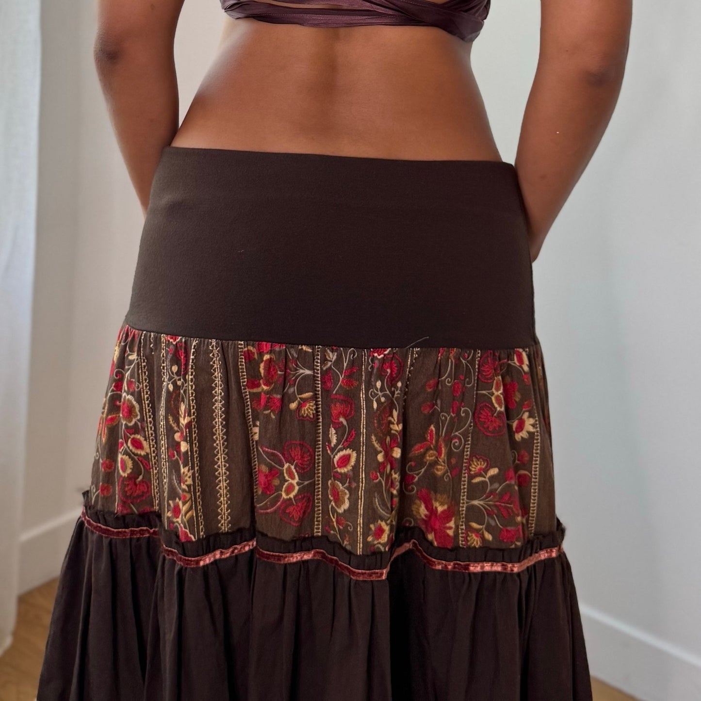 Vintage Brown Floral Tiered Maxi Skirt Italian Boho Y2K (S/M)