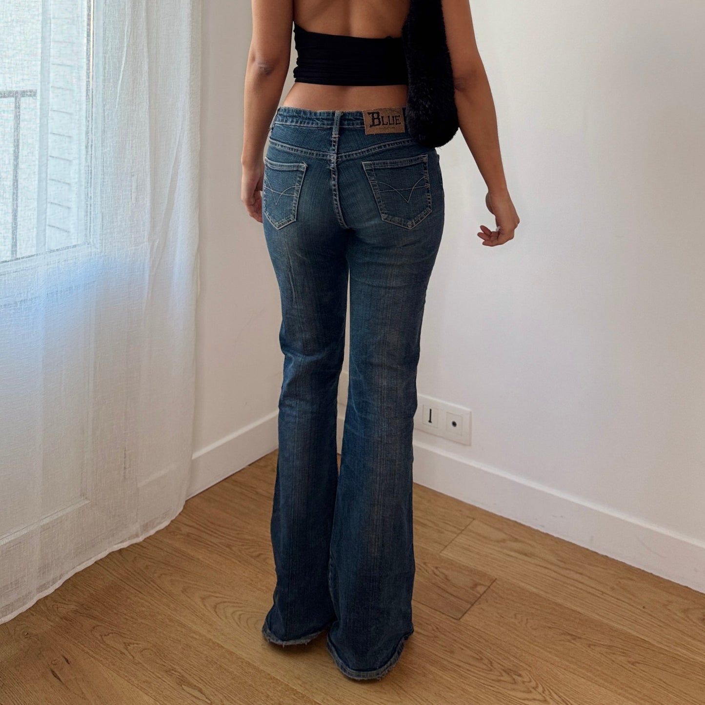 Vintage Dark Wash Denim Bootcut Jeans Logo Embroidery Low Rise Italy Y2K (S)