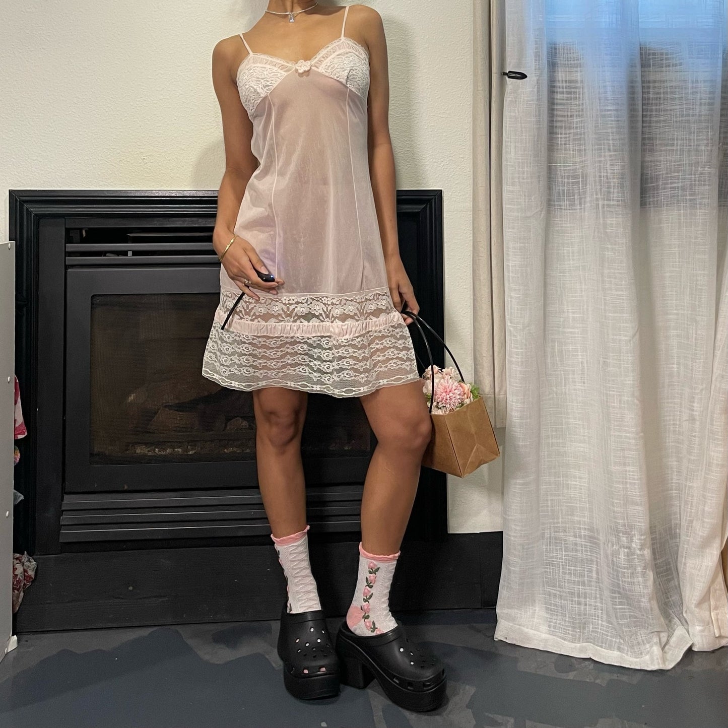 Sourced in Italy - Vintage 70s pastel pink lace trimmed slip dress (XS) ballet