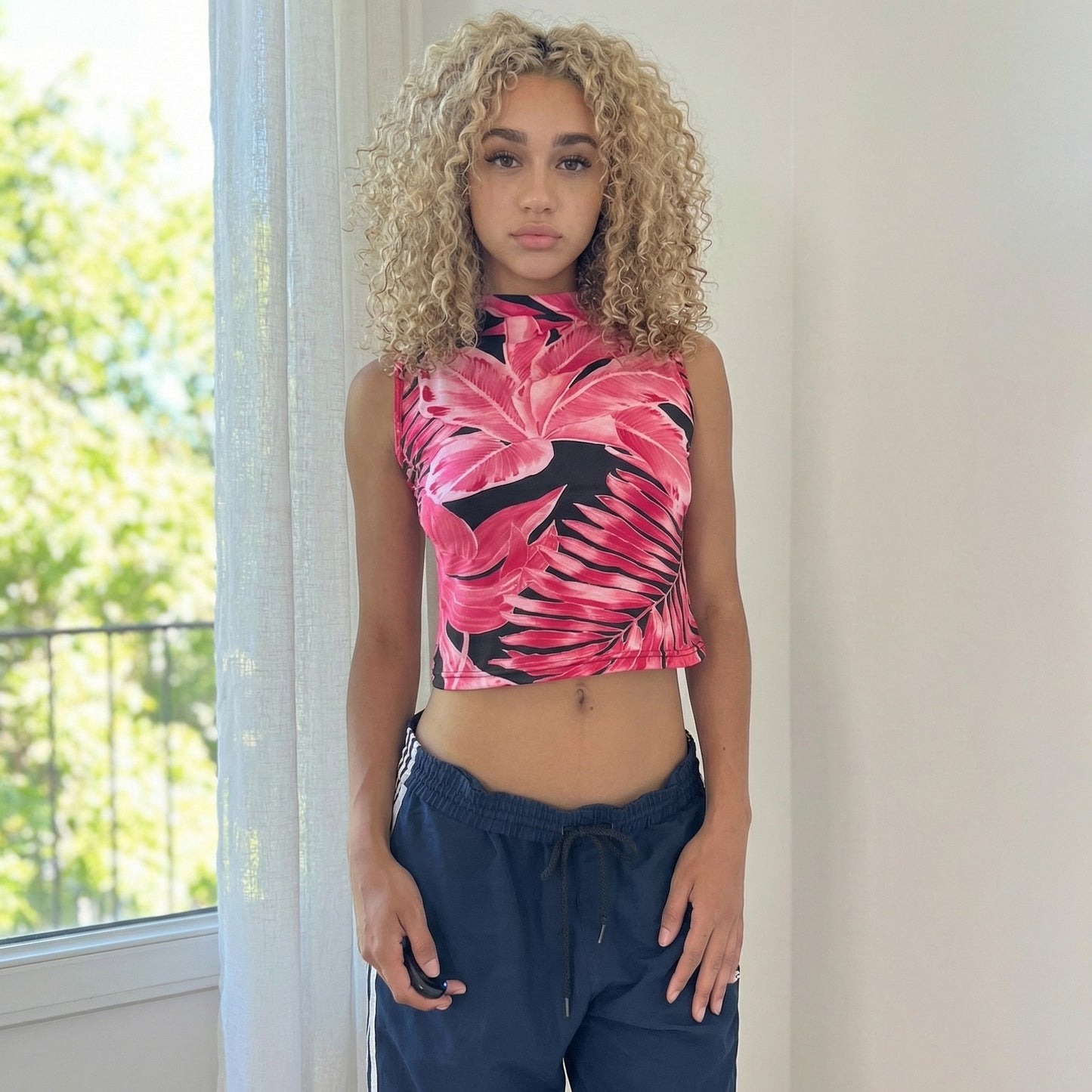 Euro Vintage Tropical Slinky Mock Neck Top (S/M)