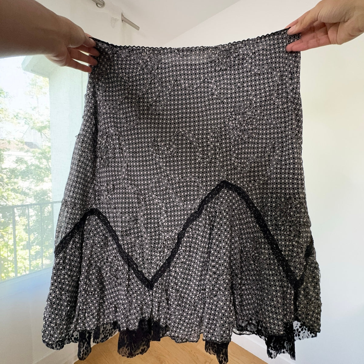 Vintage Black White Printed Mesh Ruffle Midi Skirt