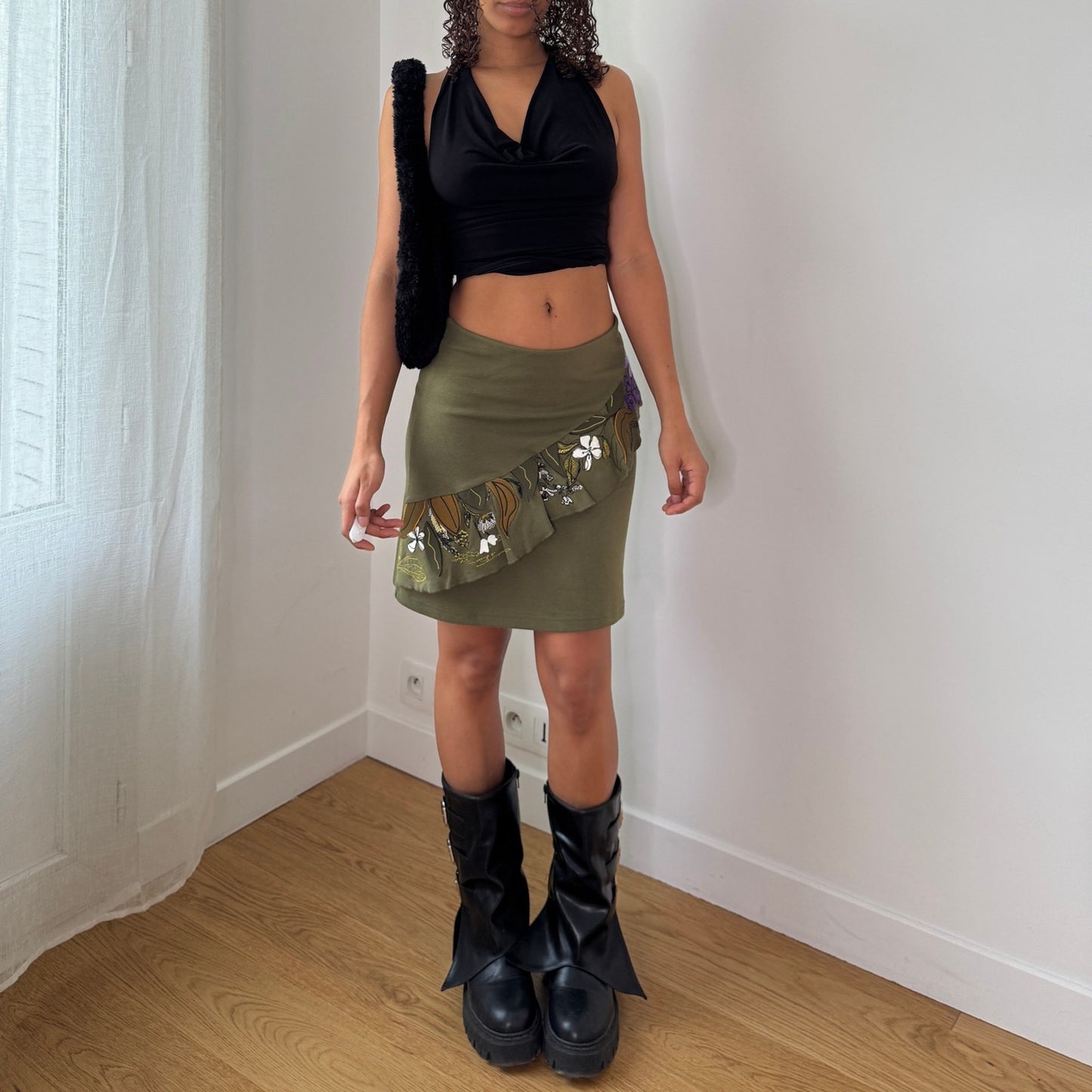 Vintage Olive Green Slinky Floral Ruffle Mini Skirt Spanish Vintage (S) ⠀