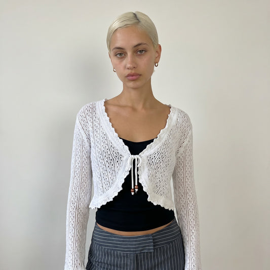 Vintage White Pointelle Knit Tie Front Cropped Cardigan Bell Sleeve Boho Top (S/M) ⠀