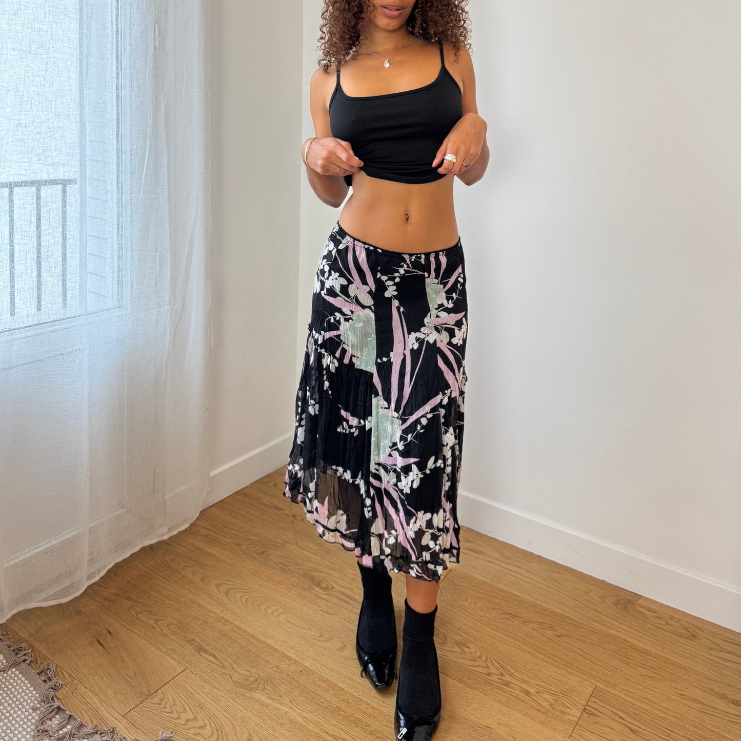 Vintage Italian black floral mesh midi skirt with abstract floral print (XS/S)