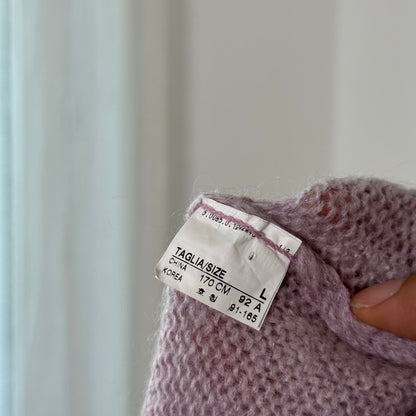 Sisley vintage pastel lilac pink fuzzy knit V-neck sweater fitted silhouette