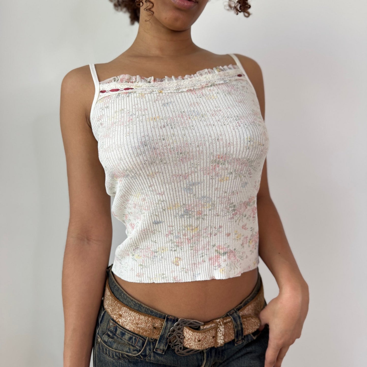Vintage White Floral Knit 2 Piece Set Cami & Cardigan Lace Trim Y2K Italian (XS/S)